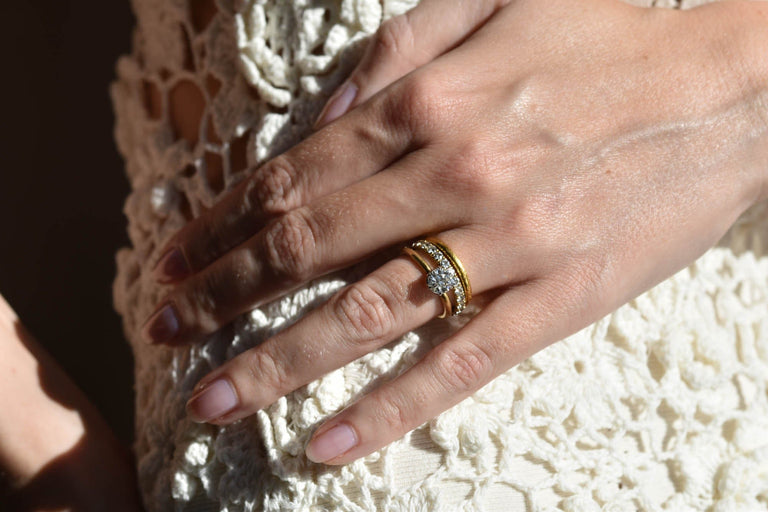 .85ct Vintage Tiffany & Co. Antique Diamond Six-Prong Gold Solitaire Engagement Ring On a Hand 2