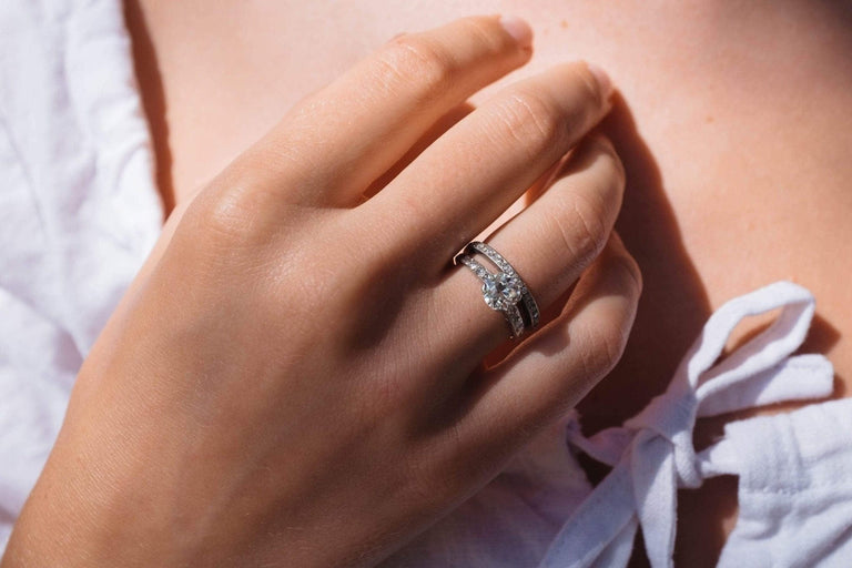 1.00 CARAT TIFFANY DIAMOND SOLITAIRE ENGAGEMENT RING