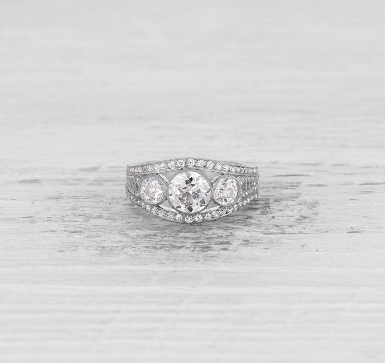 1.01 CARAT DIAMOND ART DECO ENGAGEMENT RING