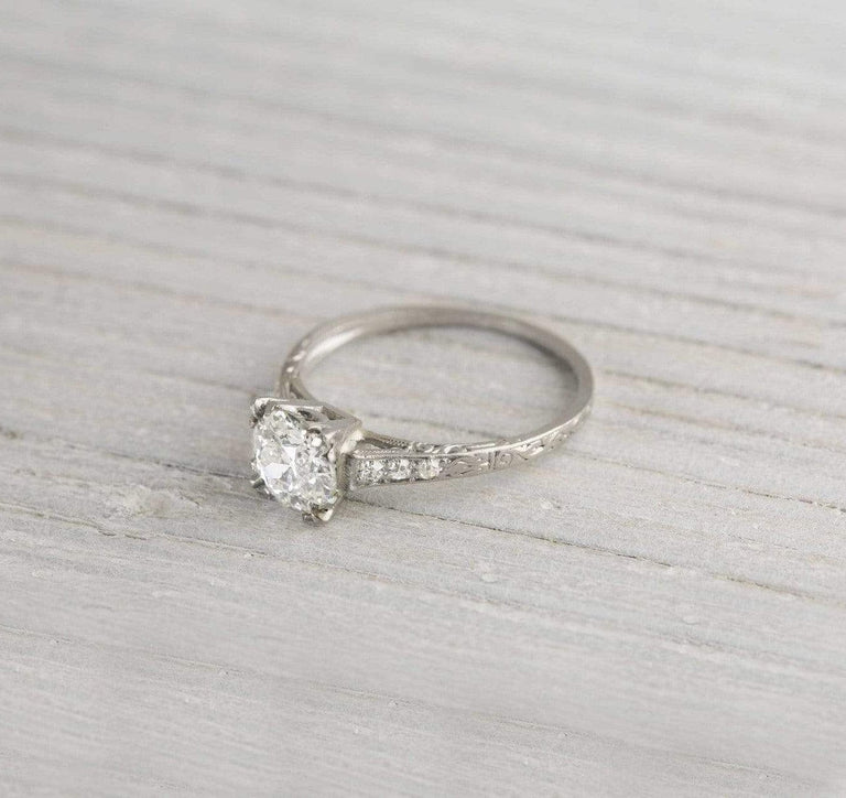 1.05 Carat Diamond Vintage Engagement Ring