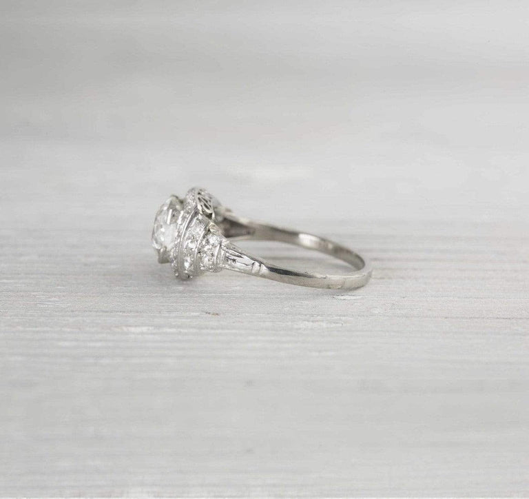 1.05 Carat Vintage Diamond Art Deco Engagement Ring