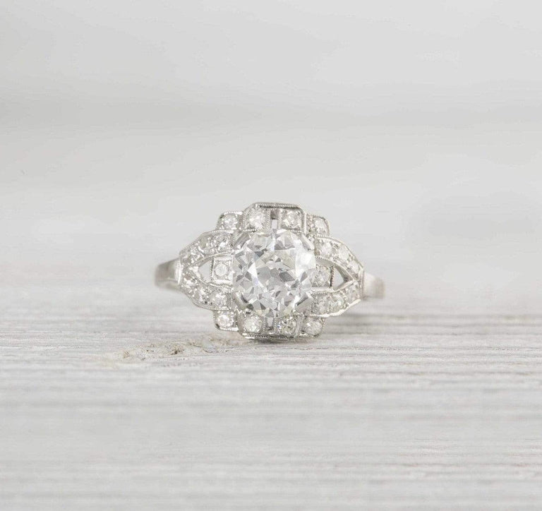 1.05 Carat Vintage Diamond Art Deco Engagement Ring