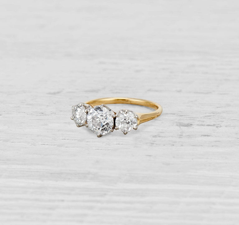 1.11 CARAT DIAMOND VICTORIAN THREE STONE ENGAGEMENT RING