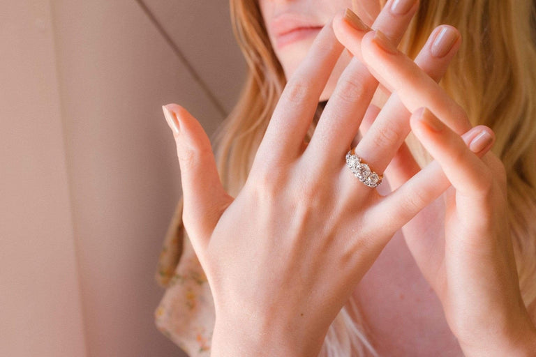 1.11 CARAT DIAMOND VICTORIAN THREE STONE ENGAGEMENT RING