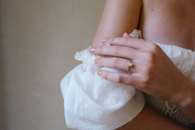 1.14 CARAT MID-CENTURY DIAMOND ENGAGEMENT RING