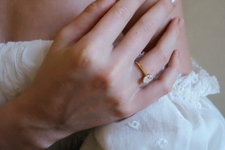 1.14 CARAT MID-CENTURY DIAMOND ENGAGEMENT RING