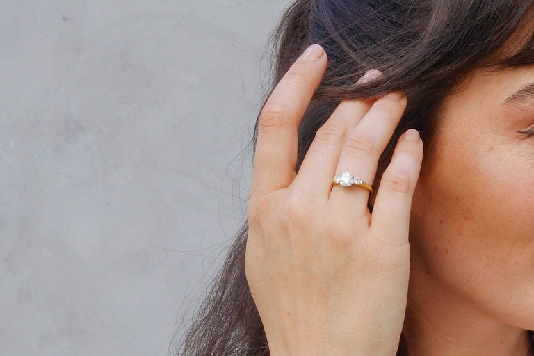 1.24 CARAT TIFFANY & CO VINTAGE DIAMOND ENGAGEMENT RING