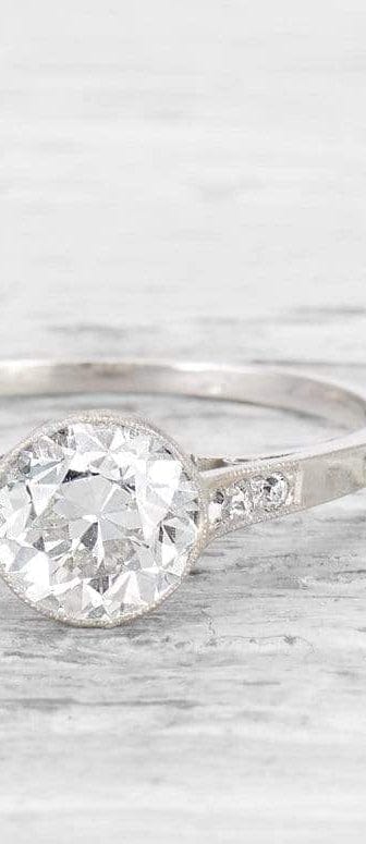 1.33 CARAT ART DECO DIAMOND ENGAGEMENT RING