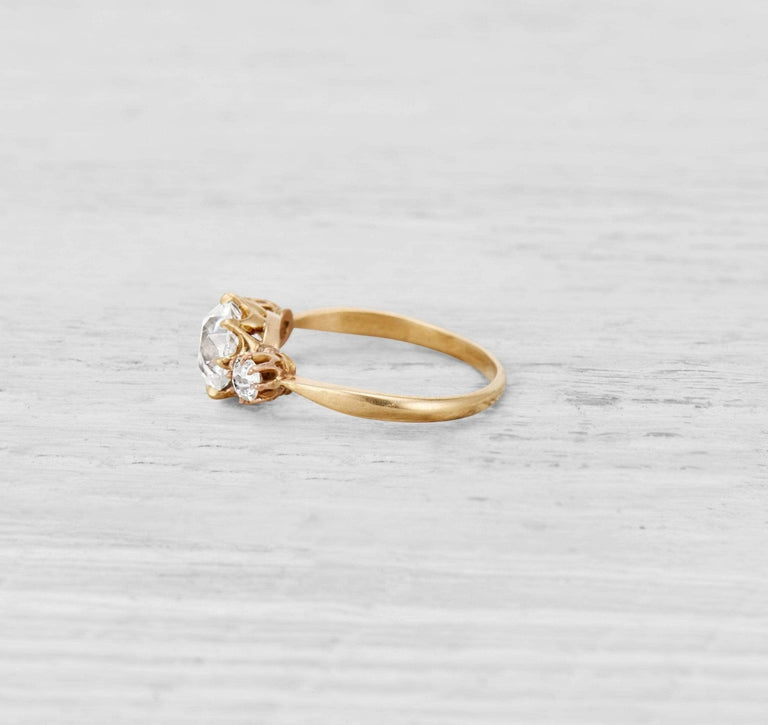 1.46 CARAT ANTIQUE DIAMOND ENGAGEMENT RING