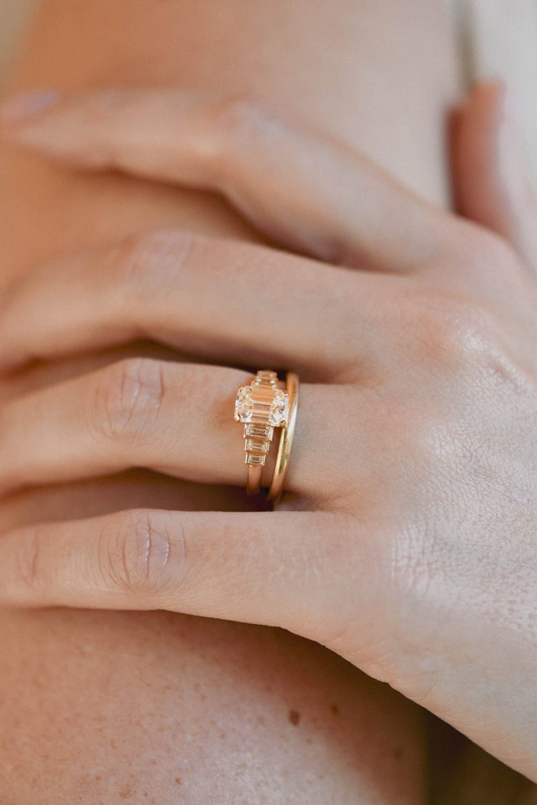 1.50ct Emerald Cut Engagement Ring with Baguette Diamonds | Luma