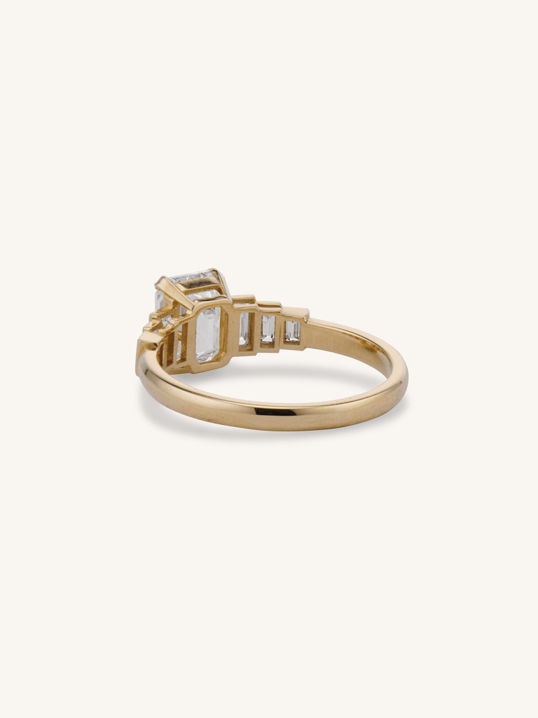 1.50ct Emerald Cut Engagement Ring with Baguette Diamonds | Luma