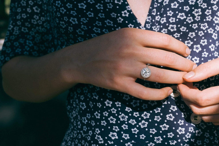 1.54 CARAT EARLY ART DECO DIAMOND ENGAGEMENT RING