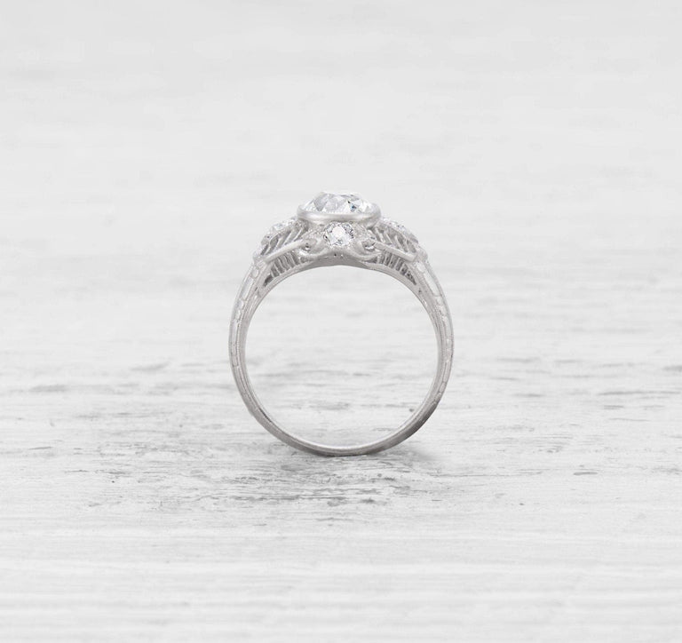 1.55 CARAT ART DECO DIAMOND RING