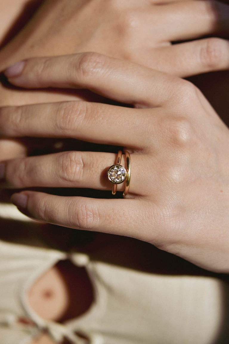 1.81ct Old European Cut Bezel Engagement Ring | Solara