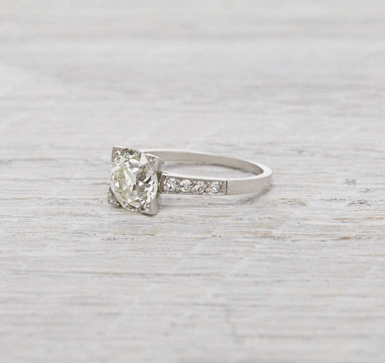 1.94 Carat Vintage Art Deco Diamond Engagement Ring