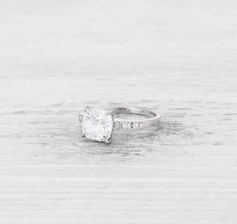 2.02 CARAT ART DECO DIAMOND ENGAGEMENT RING