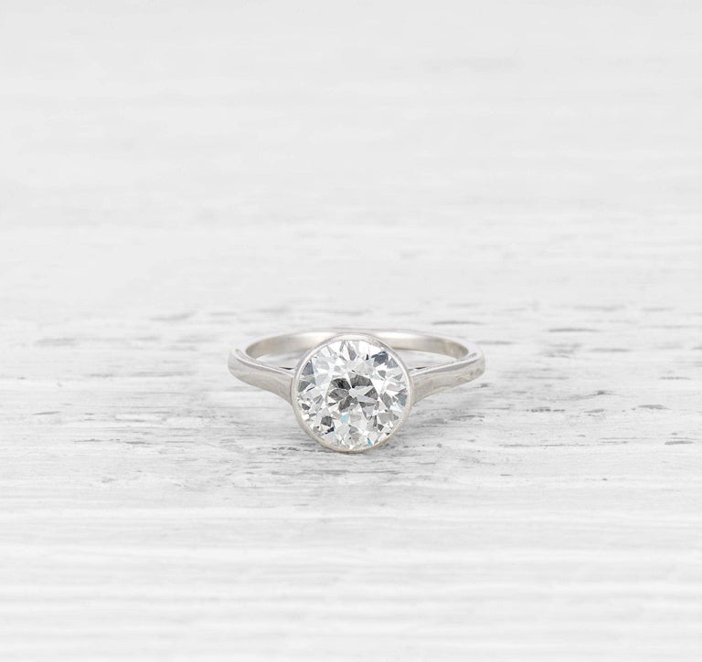 2.65 CARAT LATE ART DECO DIAMOND ENGAGEMENT RING