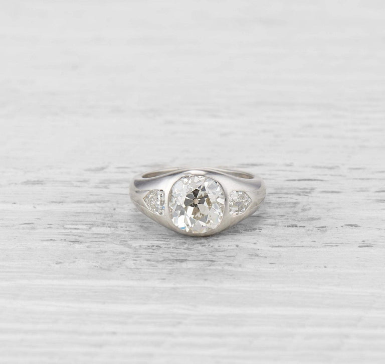 2.75 CARAT LATE ART DECO DIAMOND RING