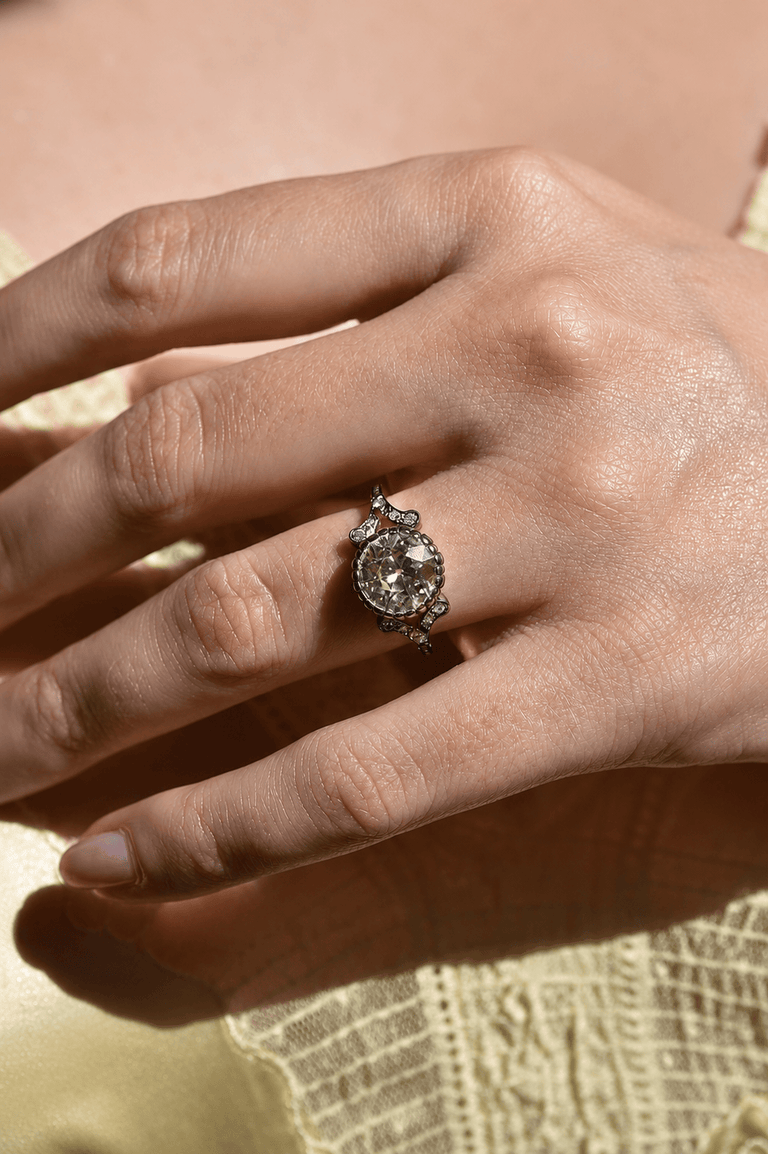 2.28ct Antique Old European Cut Diamond Engagement Ring | Black Rose on a  hand