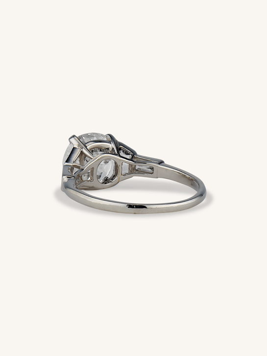 Midcentury 1940s 2.43 Carat Old Mine Cut Diamond Platinum Vintage Engagement Ring