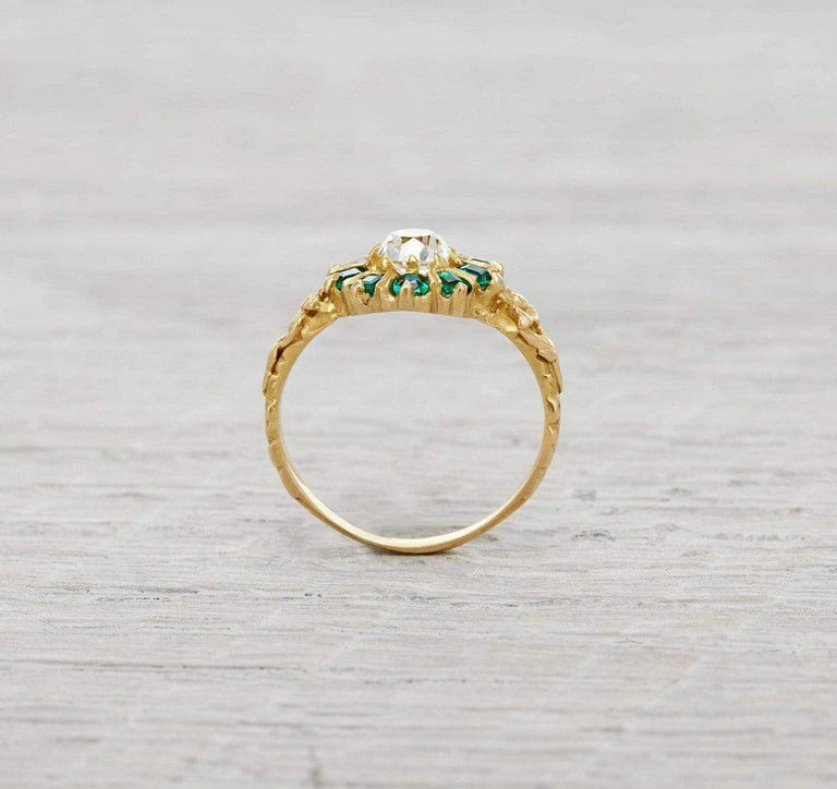 .55 Carat Vintage Diamond and Emerald Gold Ring