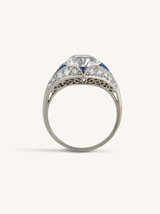 Art Deco Old European Cut Diamond & Calibré Sapphire Antique Engagement Ring, France