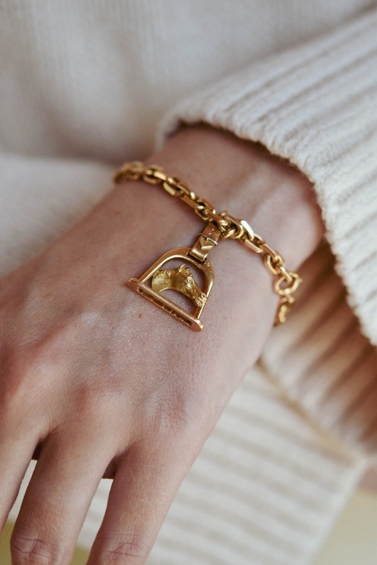 Boucheron Paris 1970s Equestrian Charm Link Vintage Bracelet with Horse Stirrup Charm, France