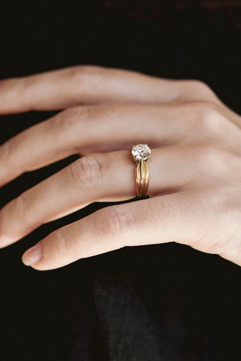 Cartier Mid-Century 1.08 Carat Round Brilliant Cut Diamond Vintage Engagement Ring - on a hand - 2