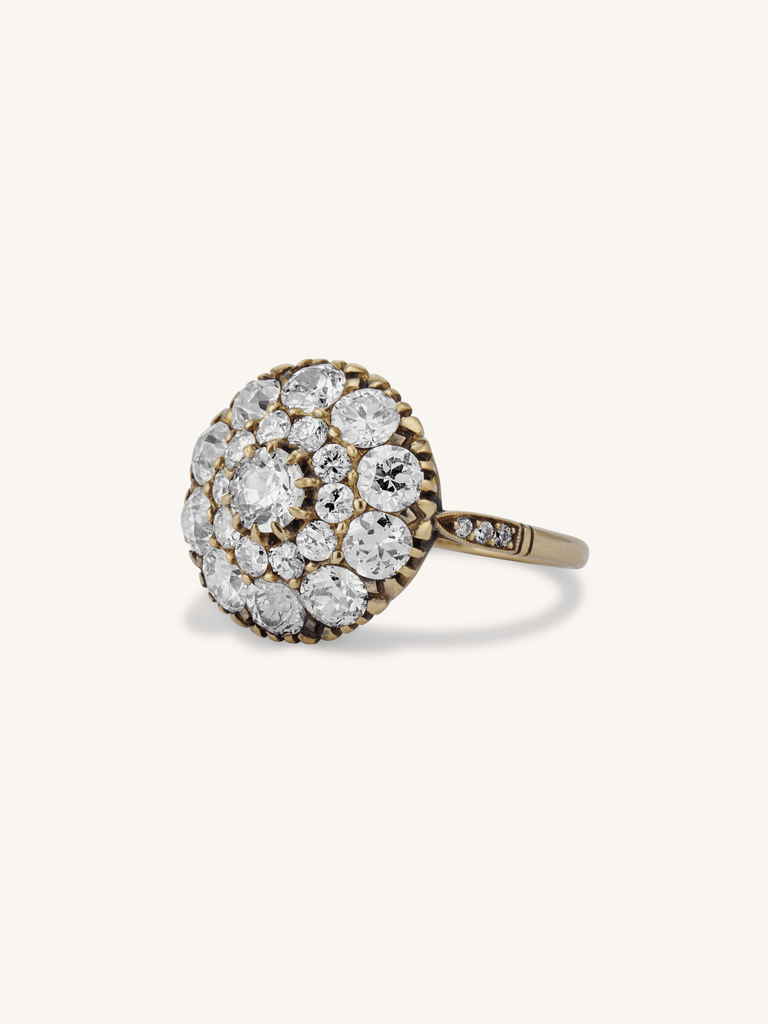 Late Victorian 2.90 Carat Old Mine Cut Diamond Cluster Antique Engagement Ring