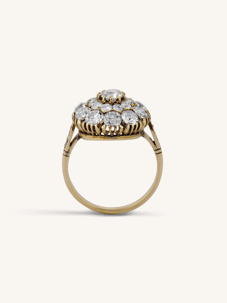 Late Victorian 2.90 Carat Old Mine Cut Diamond Cluster Antique Engagement Ring