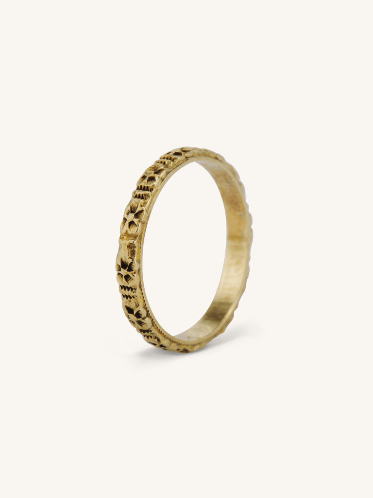 Late Victorian Floral 18k Yellow Gold Antique Engraved Band - Size 4.75 3/4