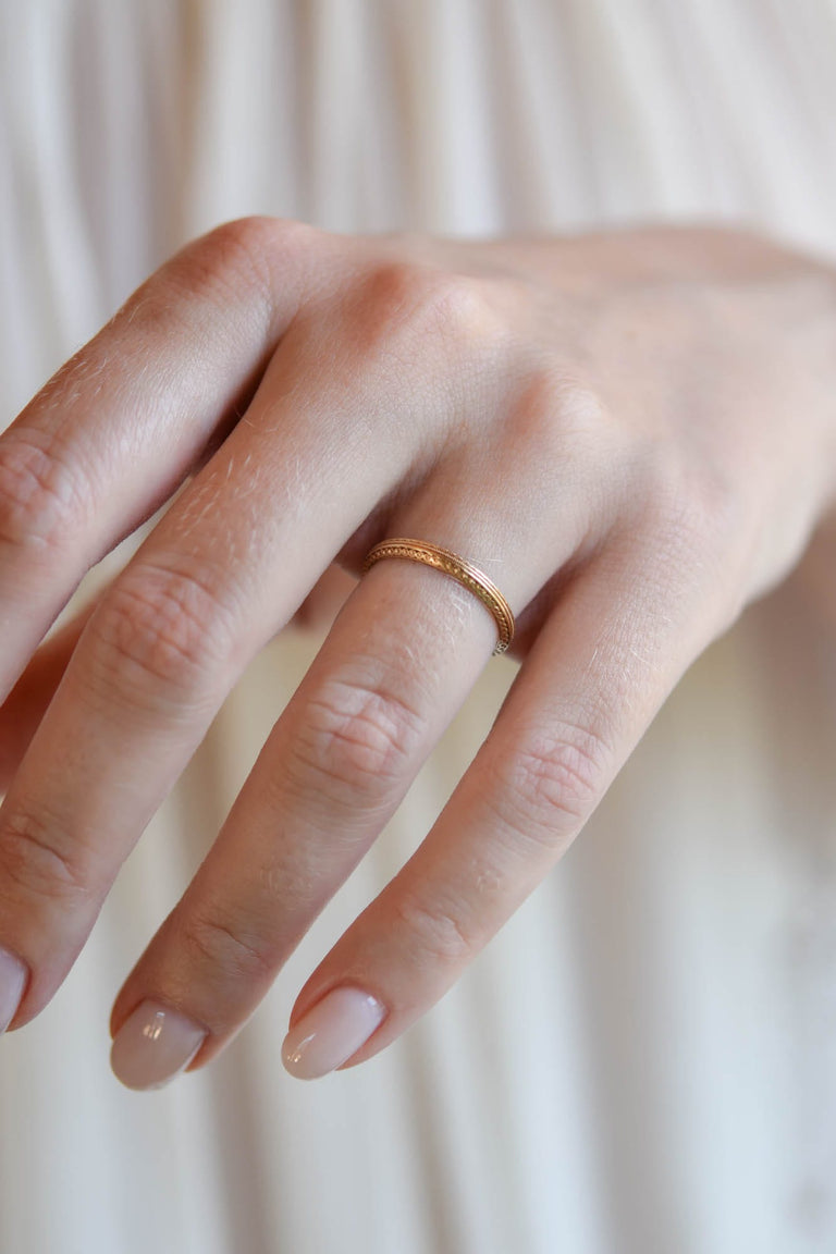 Shiman-Miller Art Deco Engraved Wedding Band in 14K Yellow Gold, America - Size 5.75