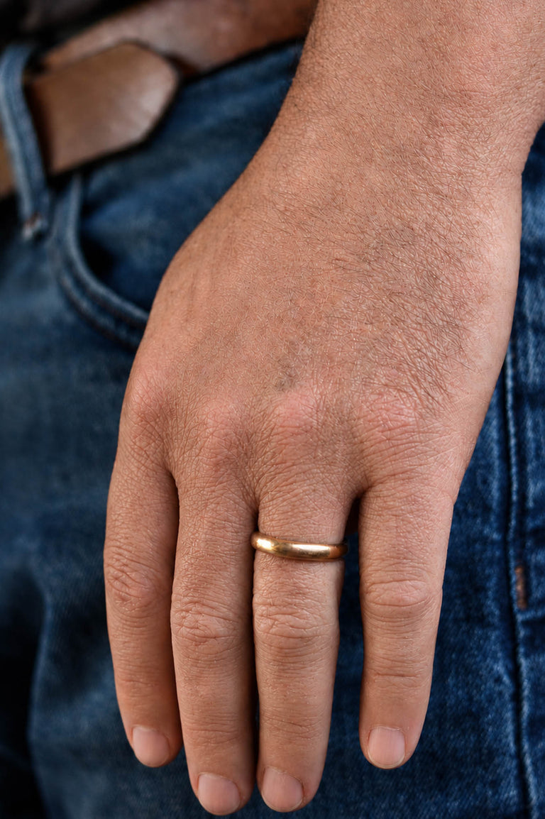 Tiffany & Co. 1940's Vintage 14K Gold Wedding Band - Size 7