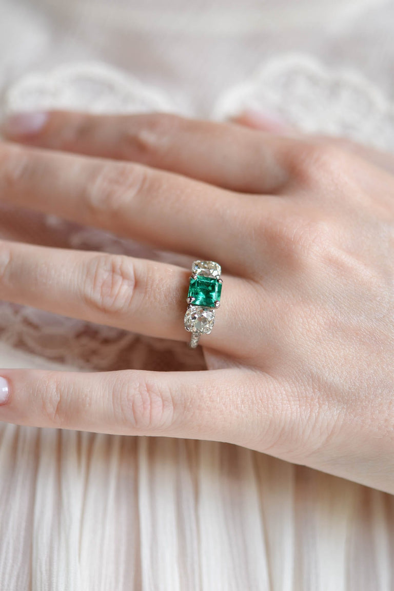 Tiffany & Co. Art Deco 1.53 Carat Colombian Emerald and Old Mine Diamond Antique Engagement Ring