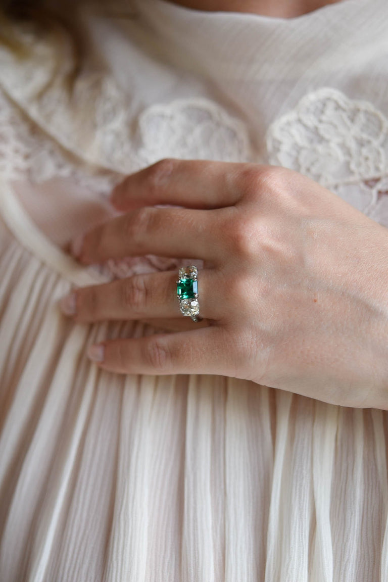Tiffany & Co. Art Deco 1.53 Carat Colombian Emerald and Old Mine Diamond Antique Engagement Ring