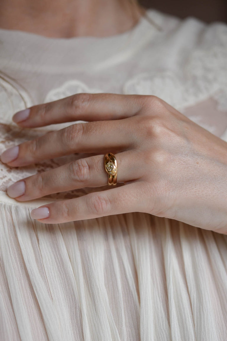 Victorian Diamond 18k Yellow Gold Antique Snake Ring