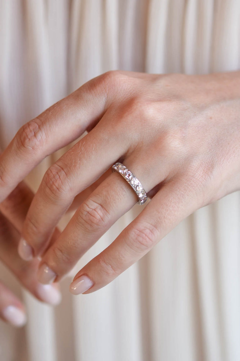 Van Cleef & Arpels Estate 3.00 Carats Diamond Eternity Band, France - Size 6.5