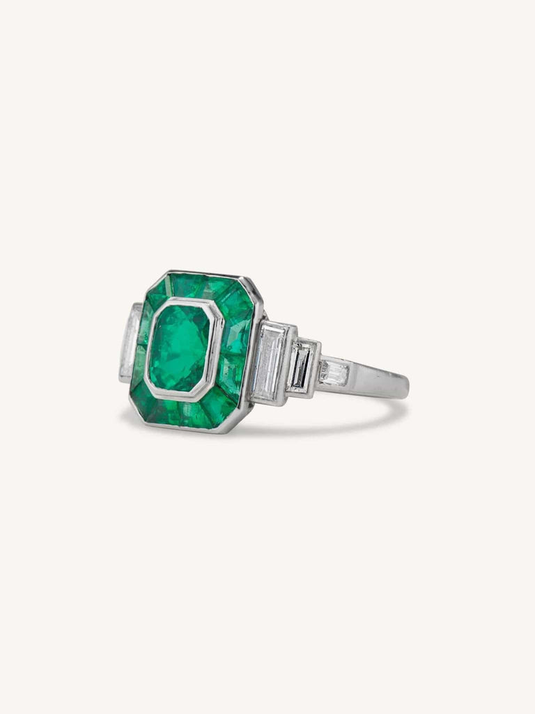 Art Deco 1.25 Carat Colombian Emerald Ring