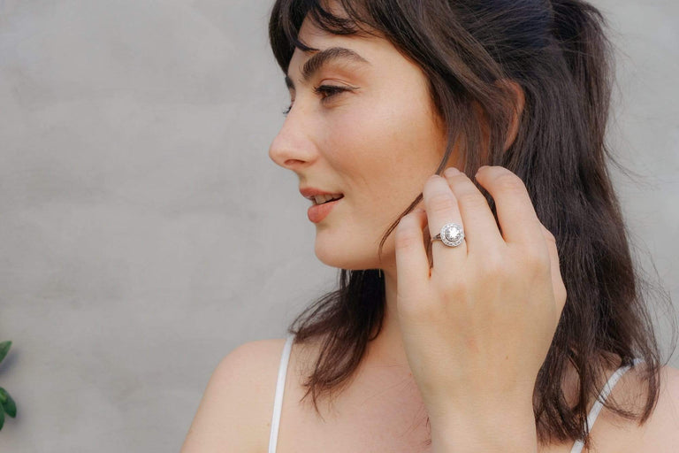 Art Deco 1.53 Carat Old European Cut Diamond Halo