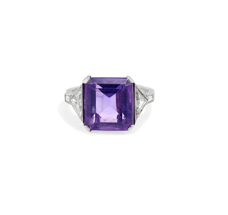 ART DECO AMETHYST AND DIAMOND COCKTAIL RING