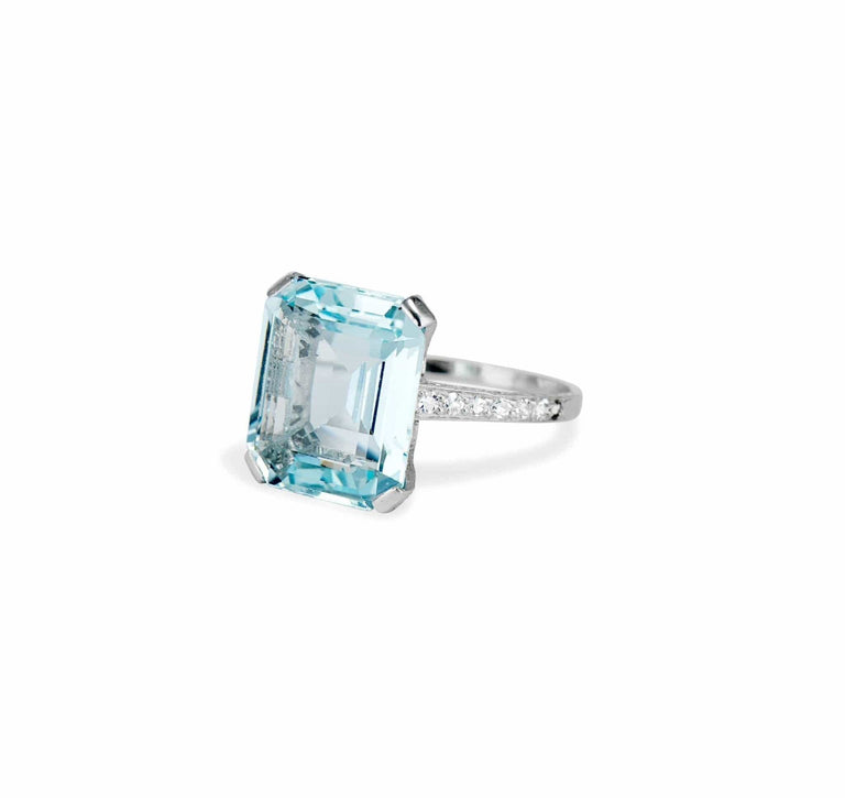 Art Deco Aquamarine and Diamond Ring