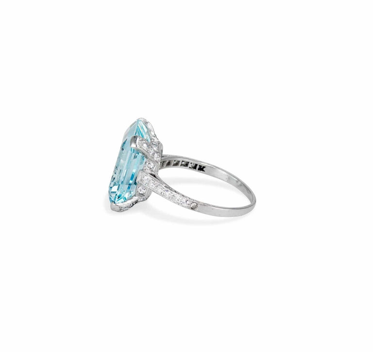 Art Deco Aquamarine and Diamond Ring