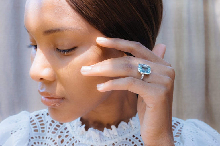 Art Deco Aquamarine and Diamond Ring