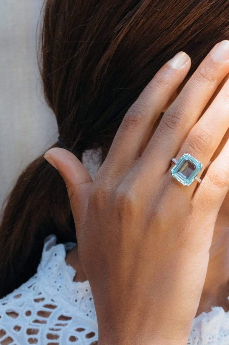 Art Deco Aquamarine and Diamond Ring