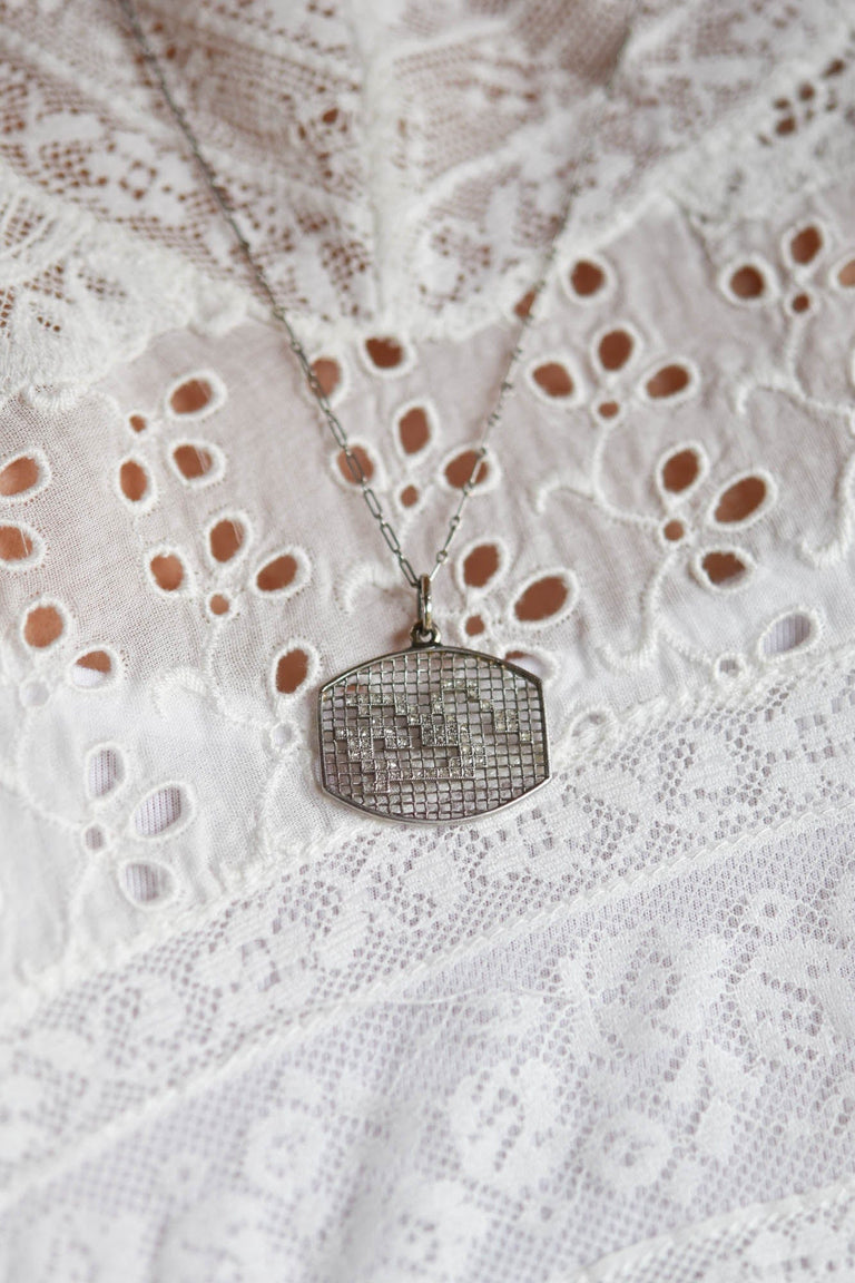 Art Deco Diamond Needlepoint Swan Platinum Vintage Pendant