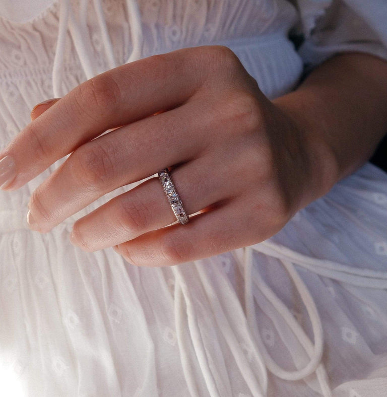 ART DECO FRENCH CUT DIAMOND ETERNITY BAND