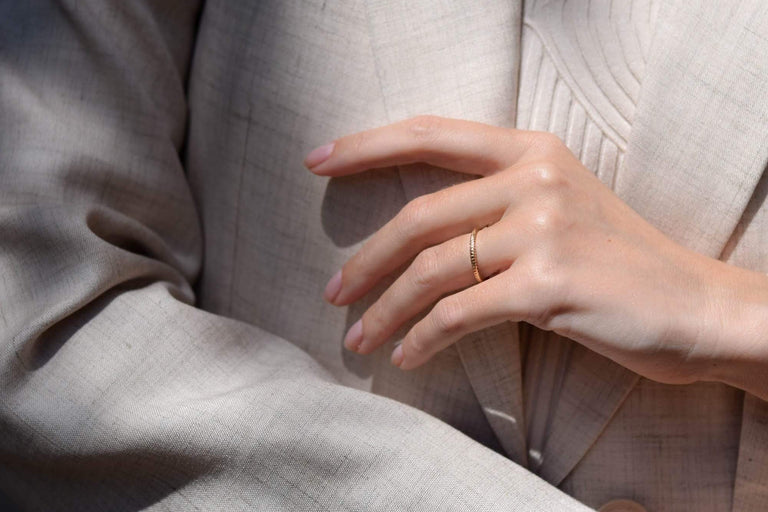 Art Deco Lohengrin 18k Gold Wheat Pattern Engraved Band