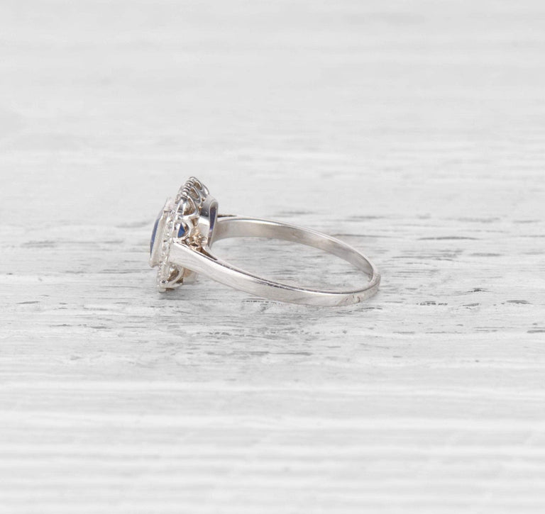 ART DECO SAPPHIRE AND DIAMOND ENGAGEMENT RING