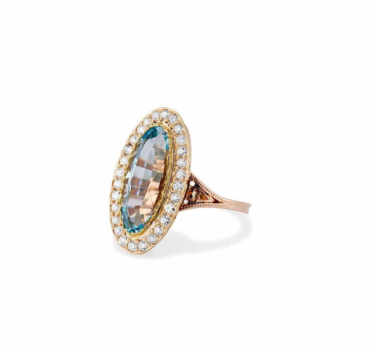 Belle Époque 3.40 Carat Oval-Cut Aquamarine and Diamond Dinner Ring, France