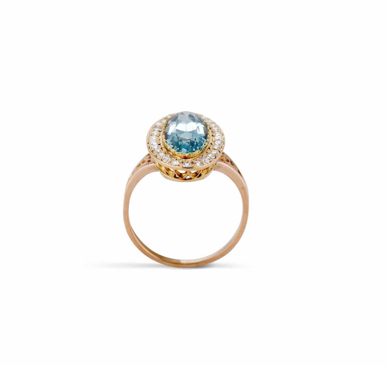Belle Époque 3.40 Carat Oval-Cut Aquamarine and Diamond Dinner Ring, France